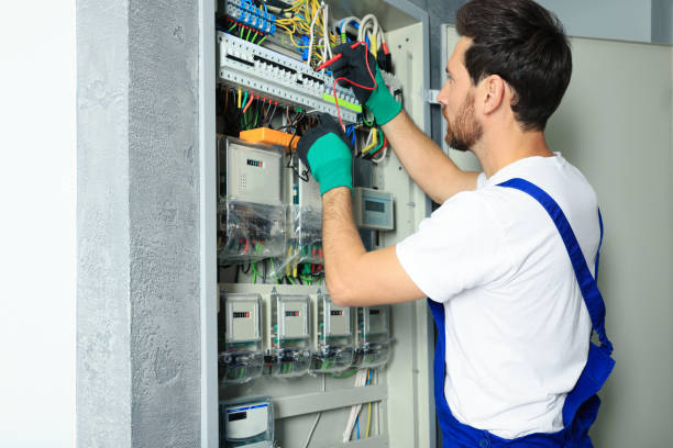 Best Affordable Emergency Electrician  in Broomall, PA